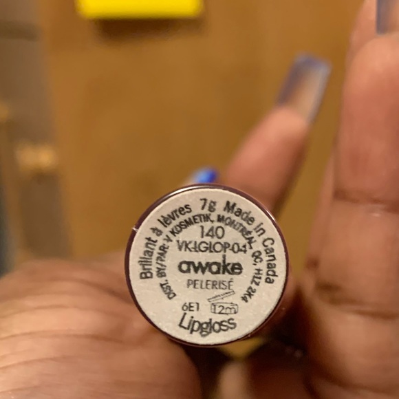 V kosmetix lipgloss - Picture 3 of 5